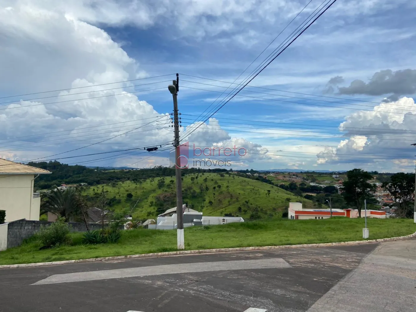 TERRENO À VENDA NO CONDOMÍNIO PORTAL DA COLINA EM JUNDIAÍ/SP