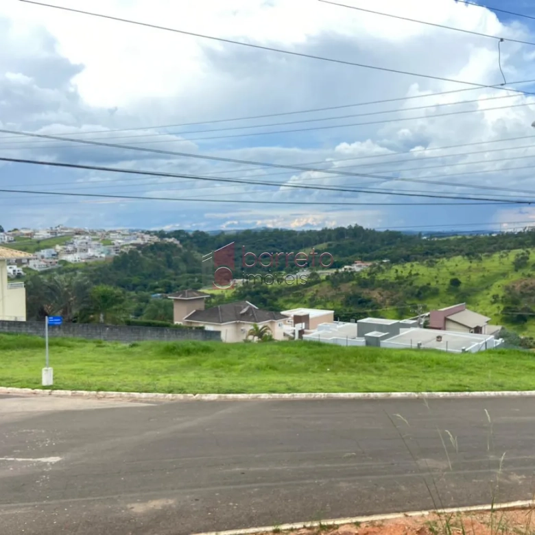TERRENO À VENDA NO CONDOMÍNIO PORTAL DA COLINA EM JUNDIAÍ/SP