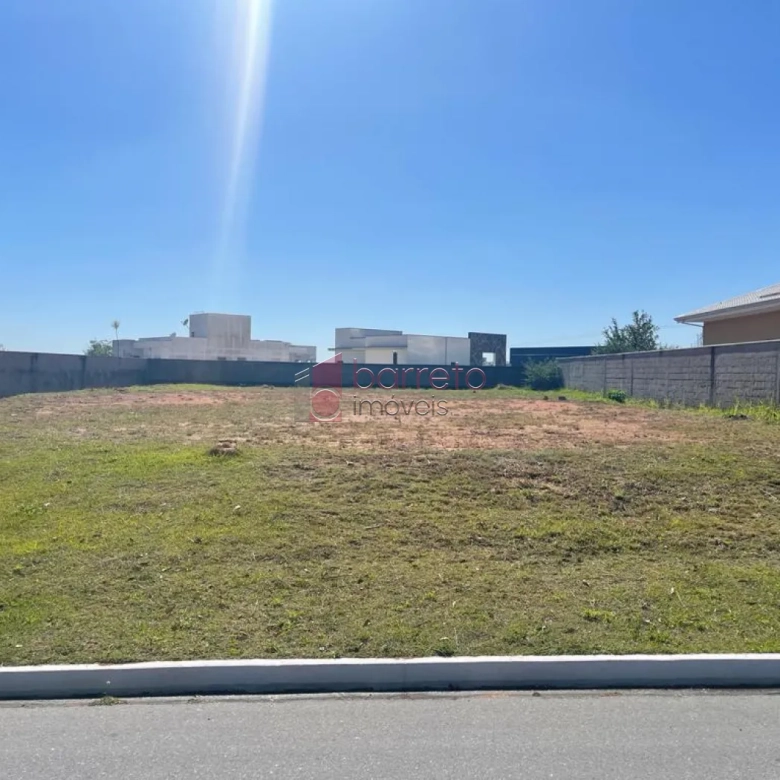 TERRENO DE 1.000 M² À VENDA NO CONDOMÍNIO PORTAL DA COLINA EM JUNDIAÍ/SP