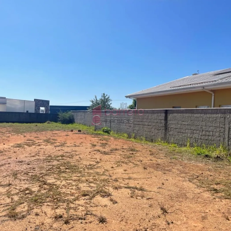 TERRENO DE 1.000 M² À VENDA NO CONDOMÍNIO PORTAL DA COLINA EM JUNDIAÍ/SP