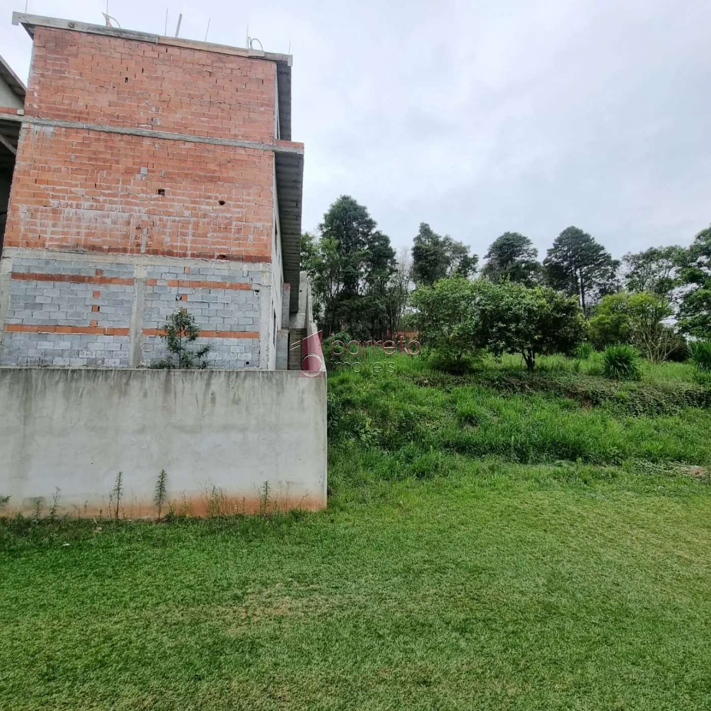 TERRENO À VENDA NAS IMEDIAÇÕES DO BAIRRO ENGORDADOURO – JUNDIAÍ/SP