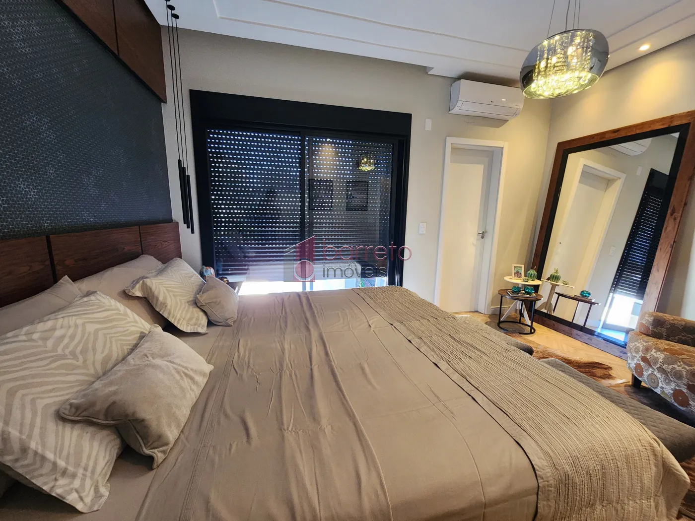 SOBRADO MOBILIADO PARA VENDA NO CONDOMÍNIO RESERVA SANTA ISABEL – LOUVEIRA/SP