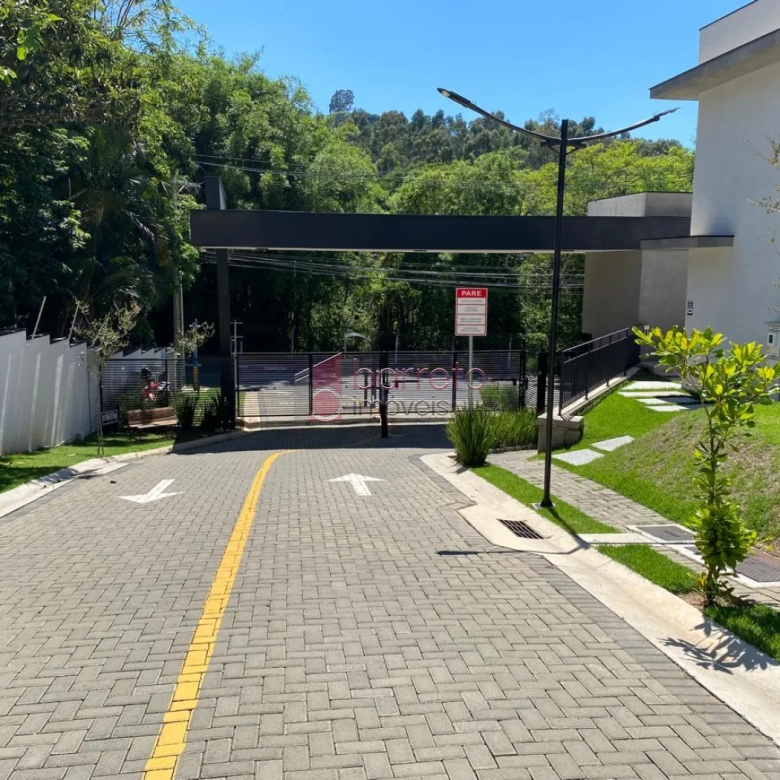 CASA À VENDA NO CONDOMÍNIO VILLAGGIO MARANELLO EM VINHEDO/SP
