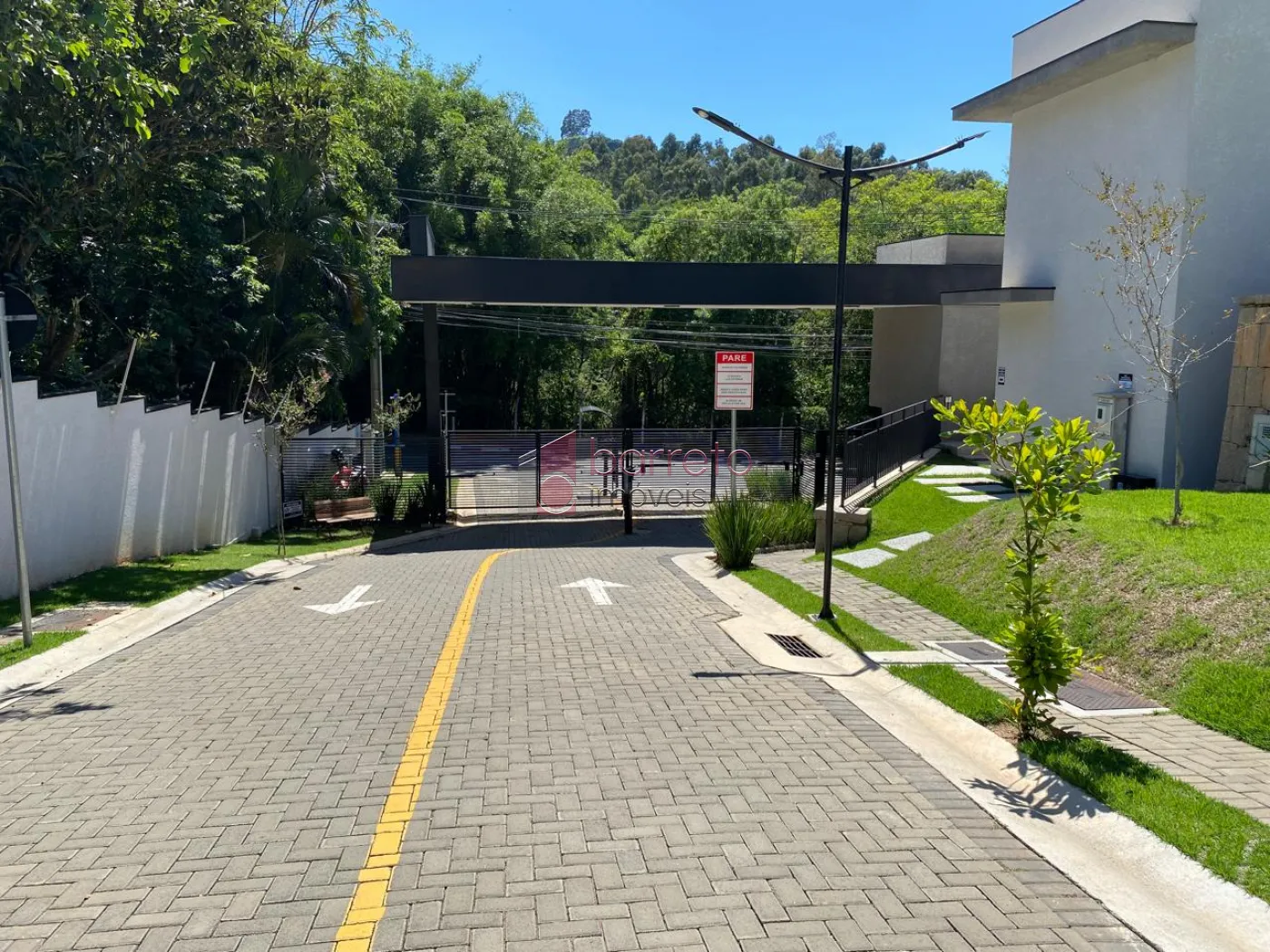 CASA À VENDA NO CONDOMÍNIO VILLAGGIO MARANELLO EM VINHEDO/SP