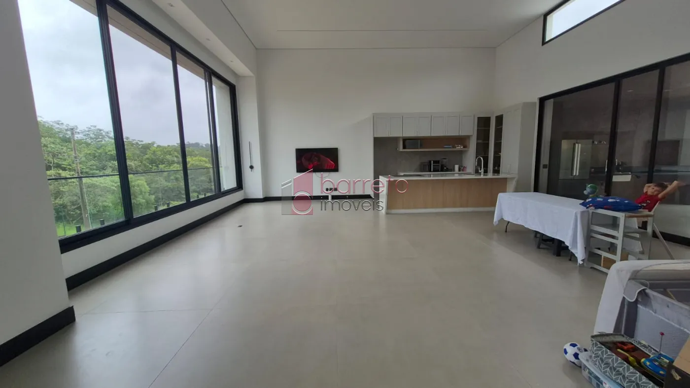 CASA TÉRREA À VENDA NO CONDOMINIO RESERVA SANTA MÔNICA EM ITUPEVA/SP