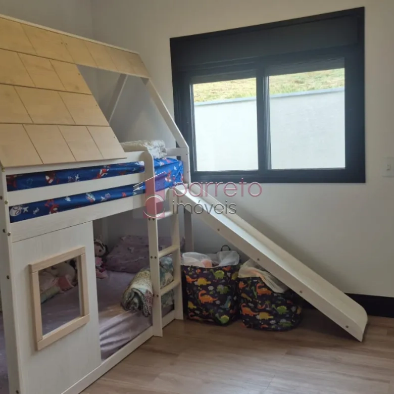CASA TÉRREA À VENDA NO CONDOMINIO RESERVA SANTA MÔNICA EM ITUPEVA/SP