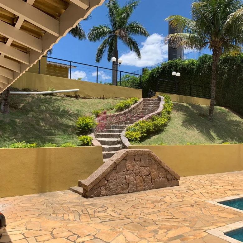 CASA TÉRREA MOBILIADA PARA VENDA E LOCAÇÃO NO CONDOMÍNIO JARDIM DO RIBEIRÃO I – ITUPEVA/SP