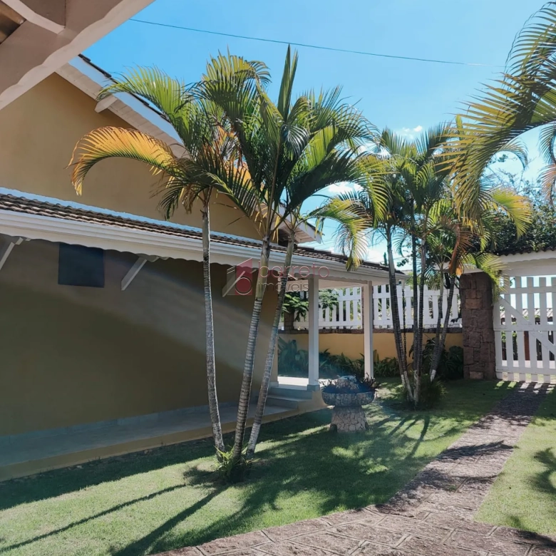 CASA TÉRREA MOBILIADA PARA VENDA E LOCAÇÃO NO CONDOMÍNIO JARDIM DO RIBEIRÃO I – ITUPEVA/SP
