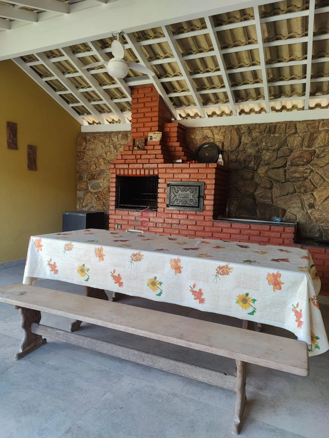 CASA TÉRREA MOBILIADA PARA VENDA E LOCAÇÃO NO CONDOMÍNIO JARDIM DO RIBEIRÃO I – ITUPEVA/SP