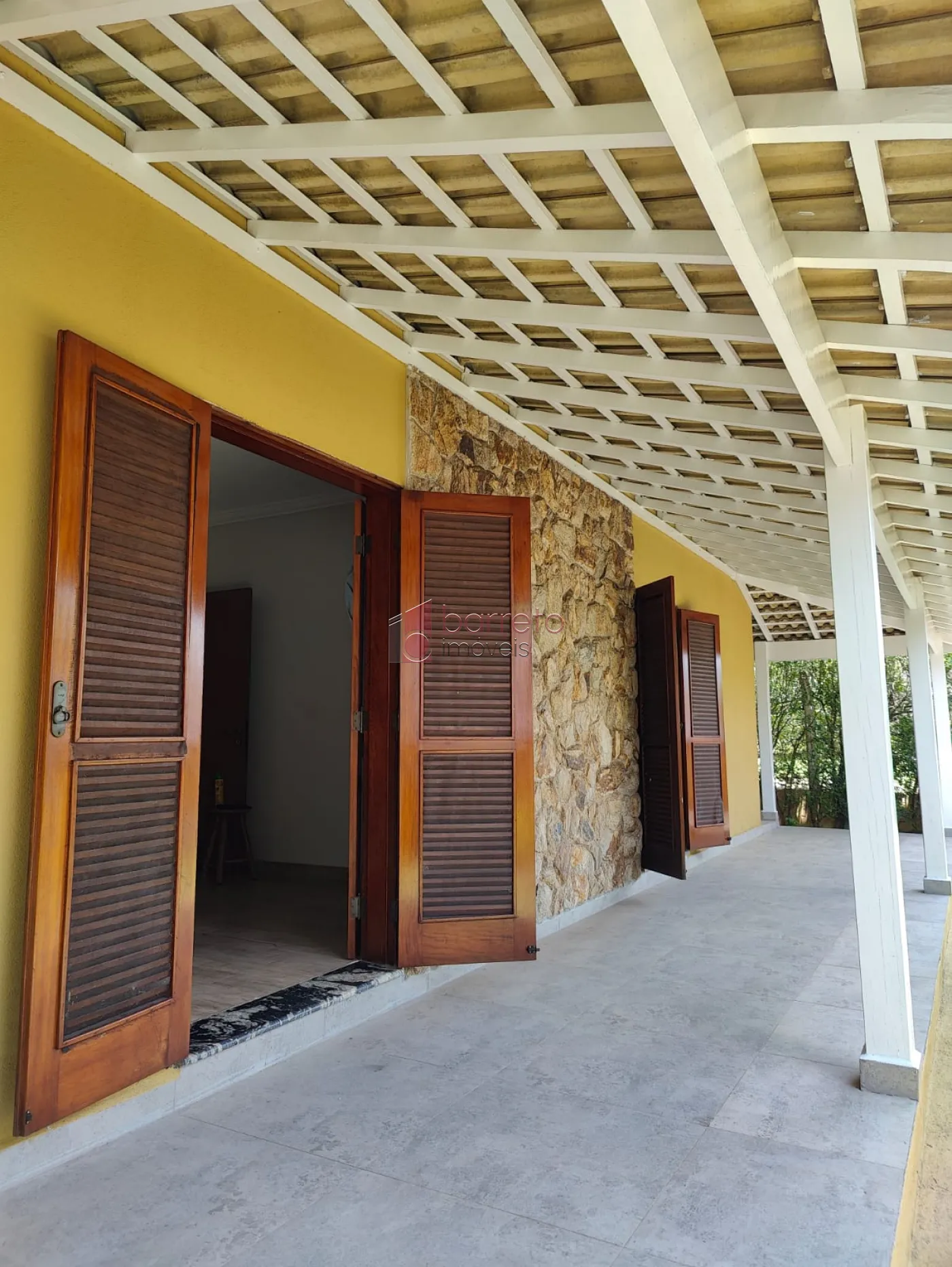 CASA TÉRREA MOBILIADA PARA VENDA E LOCAÇÃO NO CONDOMÍNIO JARDIM DO RIBEIRÃO I – ITUPEVA/SP