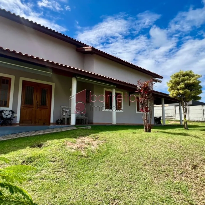 CASA TÉRREA À VENDA NO CONDOMÍNIO RESIDENCIAL MONTES CLAROS EM ITUPEVA/SP