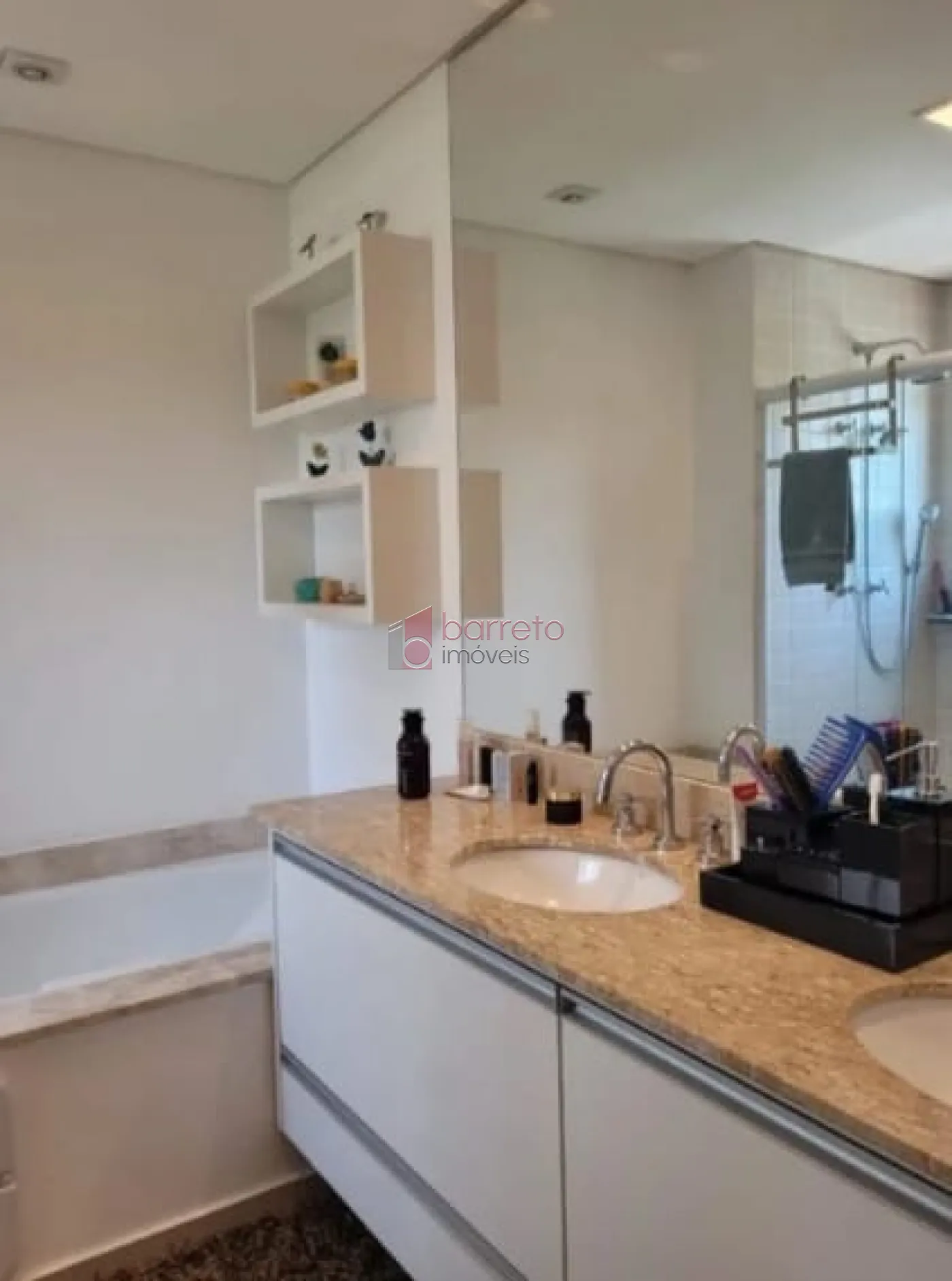 APARTAMENTO COM 04 SUÍTES À VENDA E LOCAÇÃO NO CONDOMÍNIO GIVERNY – JUNDIAÍ/SP
