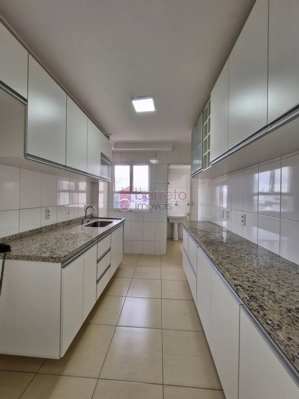 APARTAMENTO À VENDA NO CONDOMÍNIO PORTAL DOS NOBRES NO BAIRRO ANHANGABAÚ EM JUNDIAÍ/SP