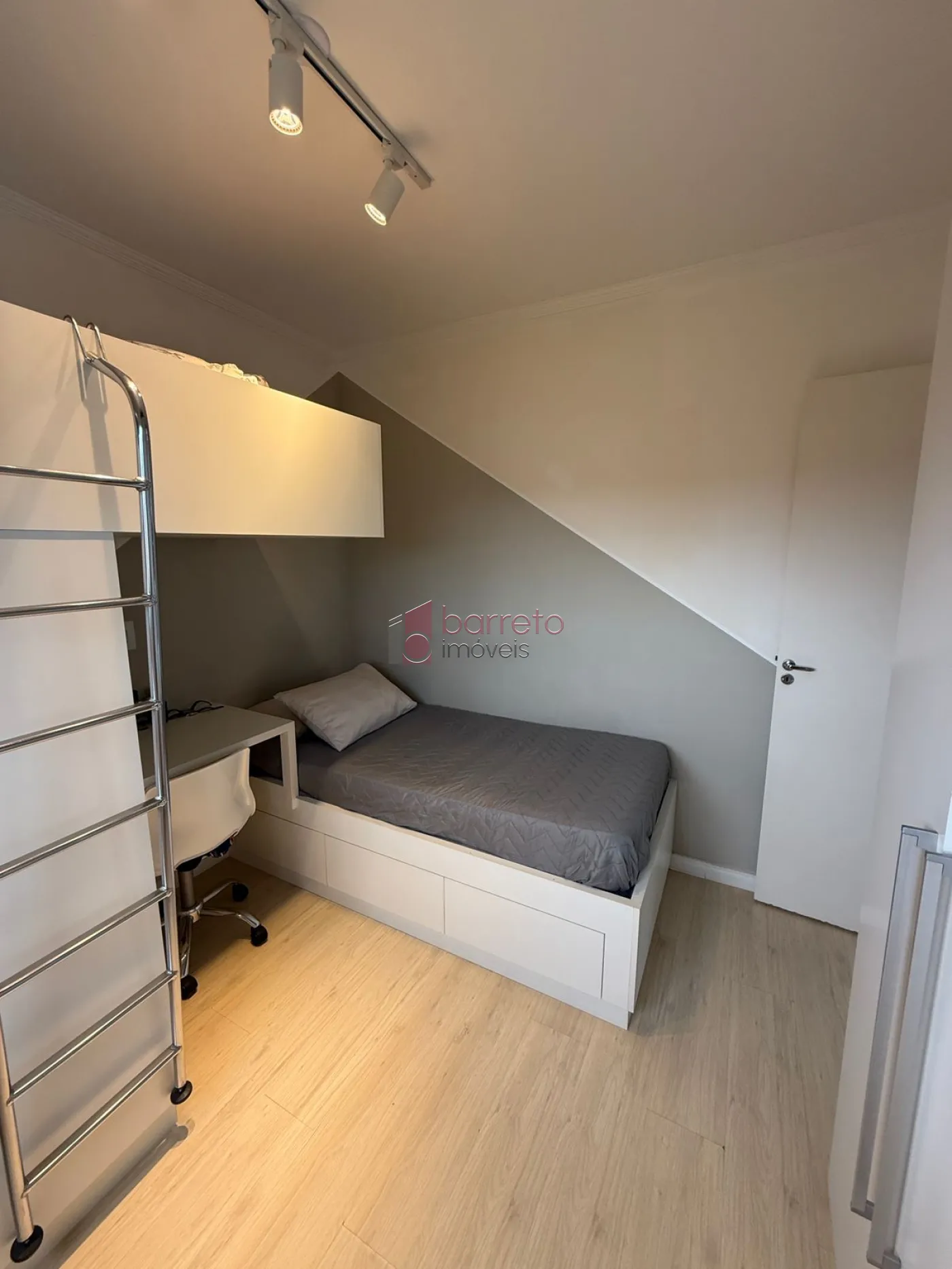 APARTAMENTO À VENDA NO CONDOMÍNIO SCALLA – BAIRRO ENGORDADOURO – JUNDIAÍ/SP
