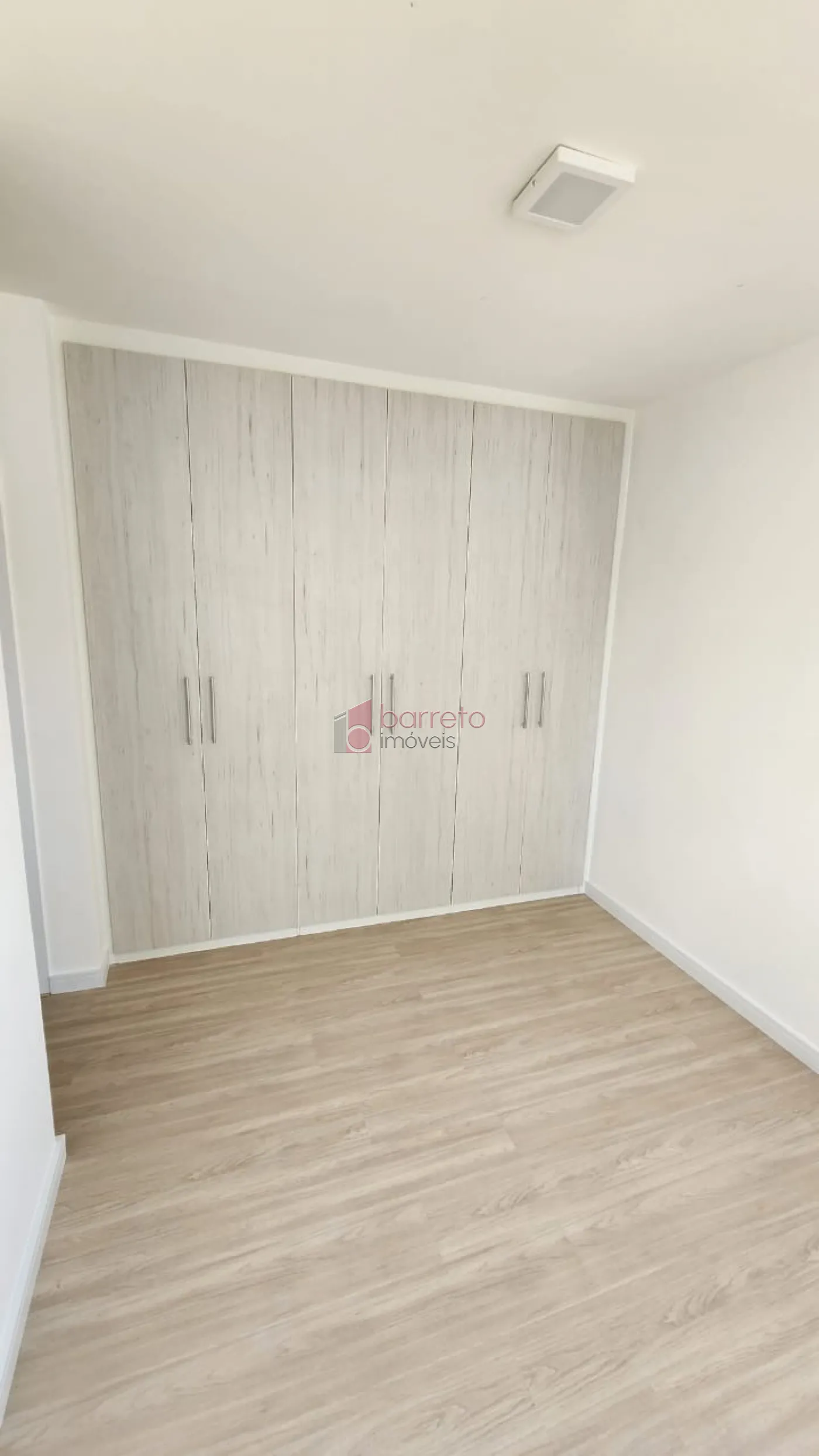 APARTAMENTO À VENDA NO CONDOMÍNIO LIFE RESIDENCIAL EM JUNDIAÍ/SP
