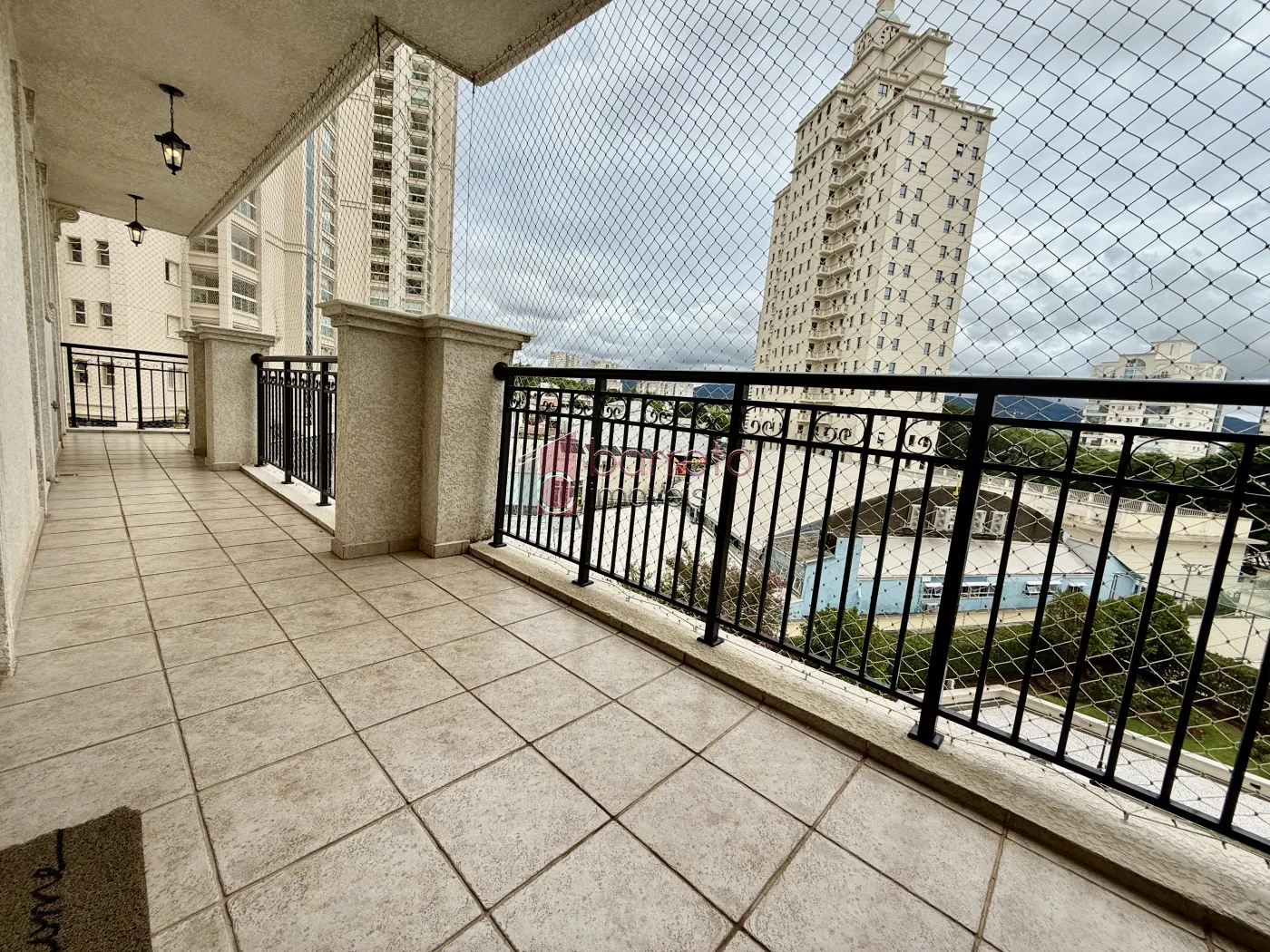 APARTAMENTO À VENDA NO CONDOMÍNIO CAMPOS ELÍSIOS EM JUNDIAÍ/SP