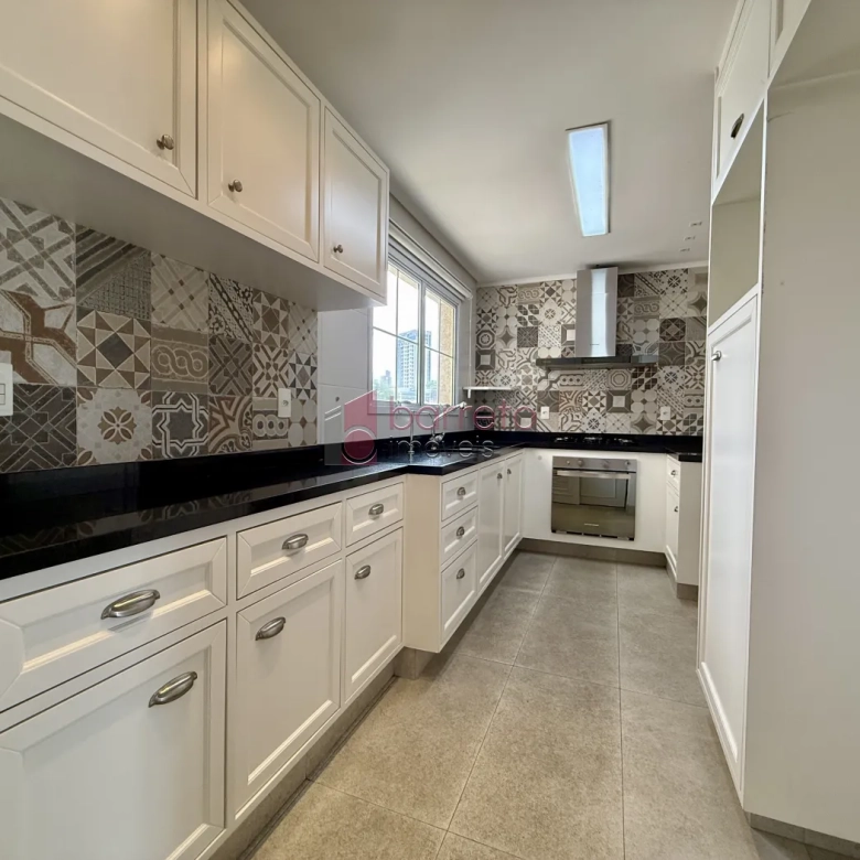 APARTAMENTO À VENDA NO CONDOMÍNIO CAMPOS ELÍSIOS EM JUNDIAÍ/SP