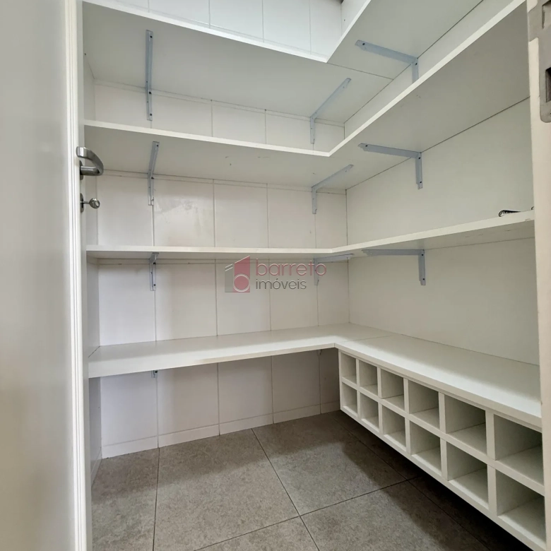 APARTAMENTO À VENDA NO CONDOMÍNIO CAMPOS ELÍSIOS EM JUNDIAÍ/SP