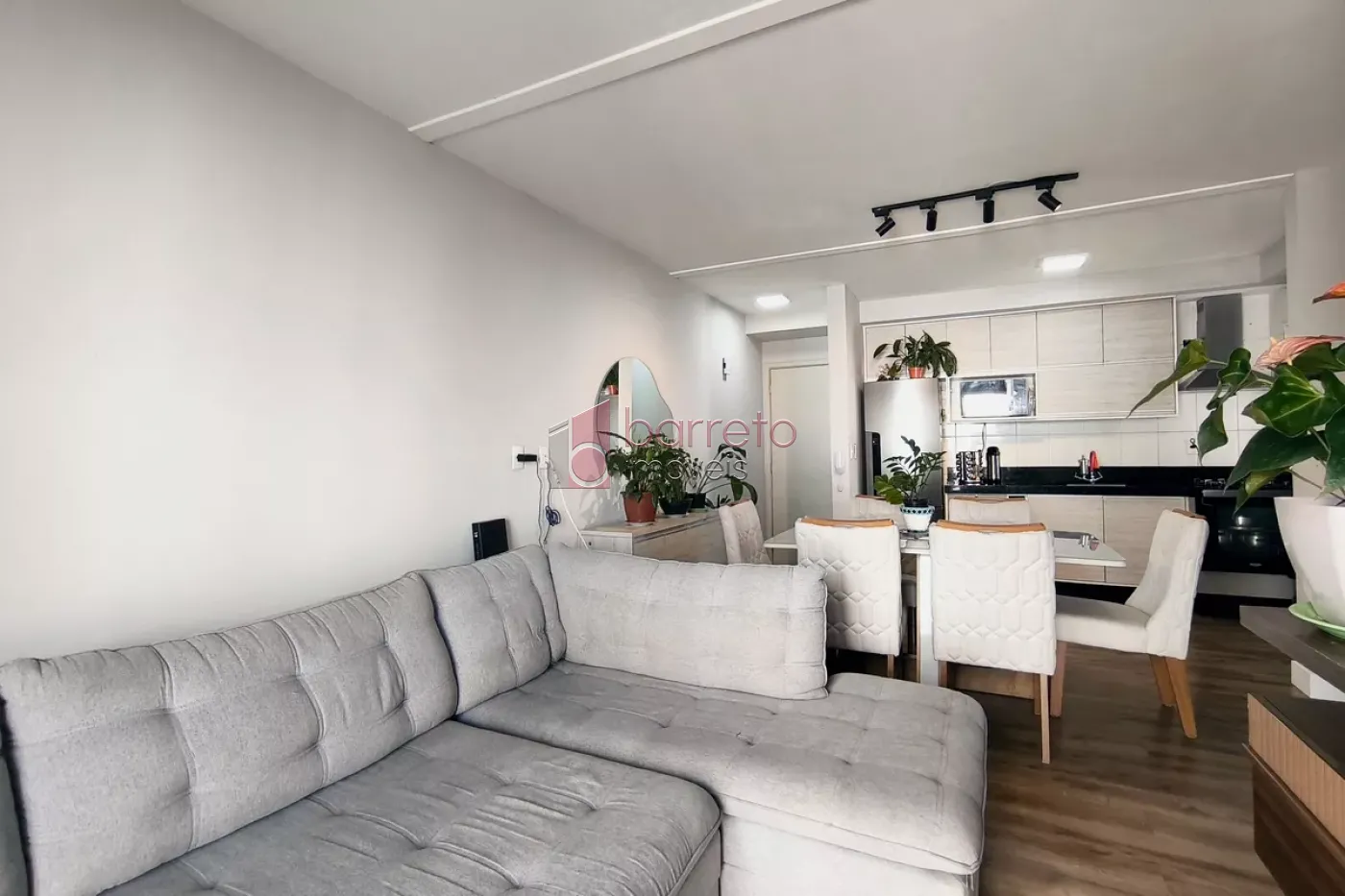 APARTAMENTO À VENDA NO CONDOMÍNIO JARDIM CONQUISTA EM JUNDIAÍ/SP