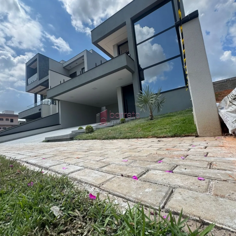 CASA À VENDA NO CONDOMÍNIO CAMPOS DE MEDEIROS EM JUNDIAÍ/SP