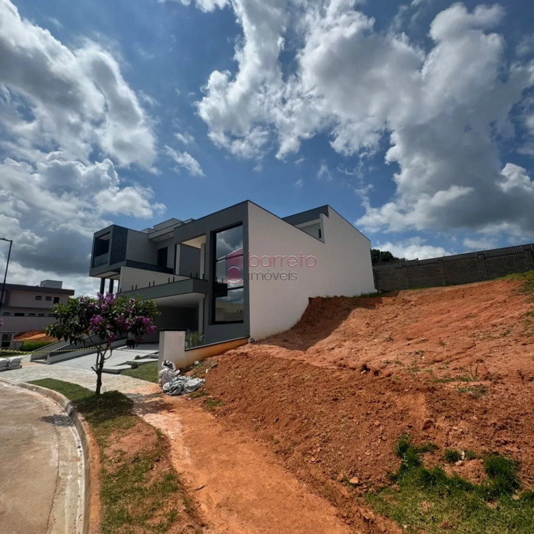 CASA À VENDA NO CONDOMÍNIO CAMPOS DE MEDEIROS EM JUNDIAÍ/SP