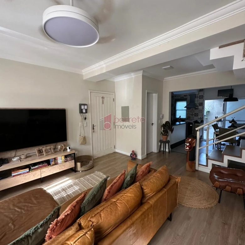CASA À VENDA NO CONDOMÍNIO GIORNO DI SOLE II – BAIRRO COLÔNIA – JUNDIAÍ-SP