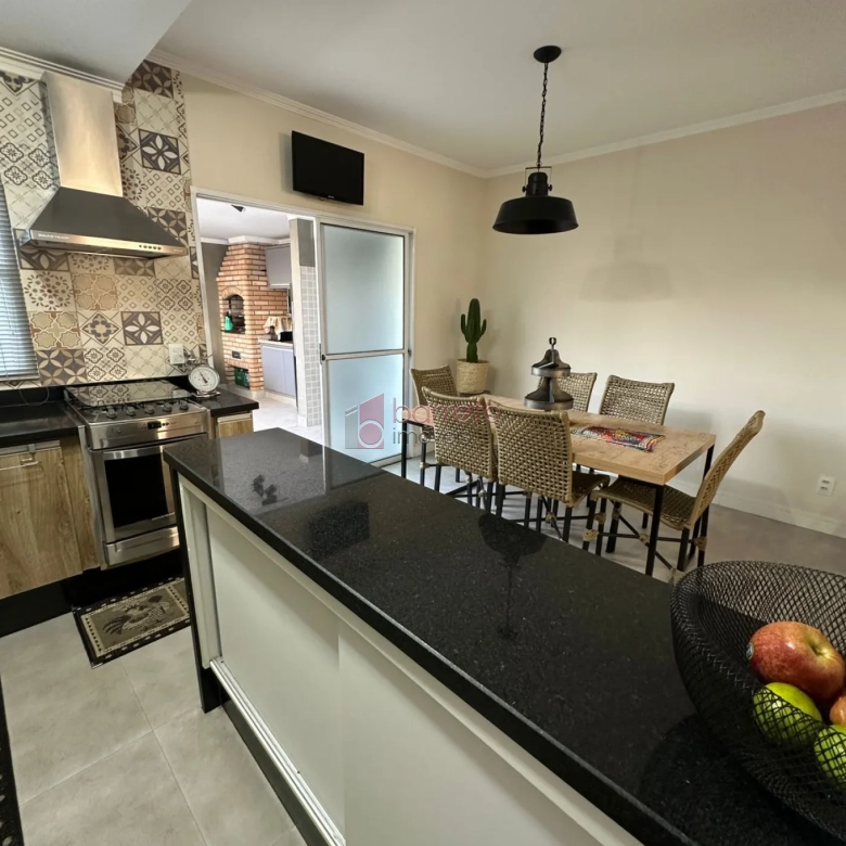 CASA À VENDA NO CONDOMÍNIO GIORNO DI SOLE II – BAIRRO COLÔNIA – JUNDIAÍ-SP