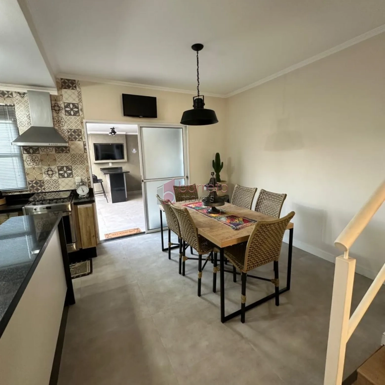 CASA À VENDA NO CONDOMÍNIO GIORNO DI SOLE II – BAIRRO COLÔNIA – JUNDIAÍ-SP