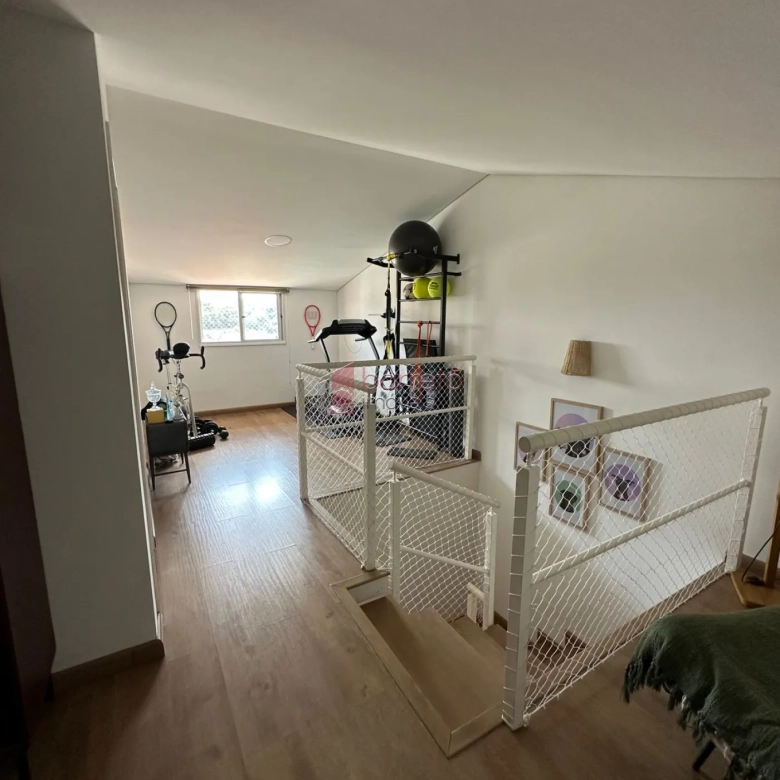 CASA À VENDA NO CONDOMÍNIO GIORNO DI SOLE II – BAIRRO COLÔNIA – JUNDIAÍ-SP