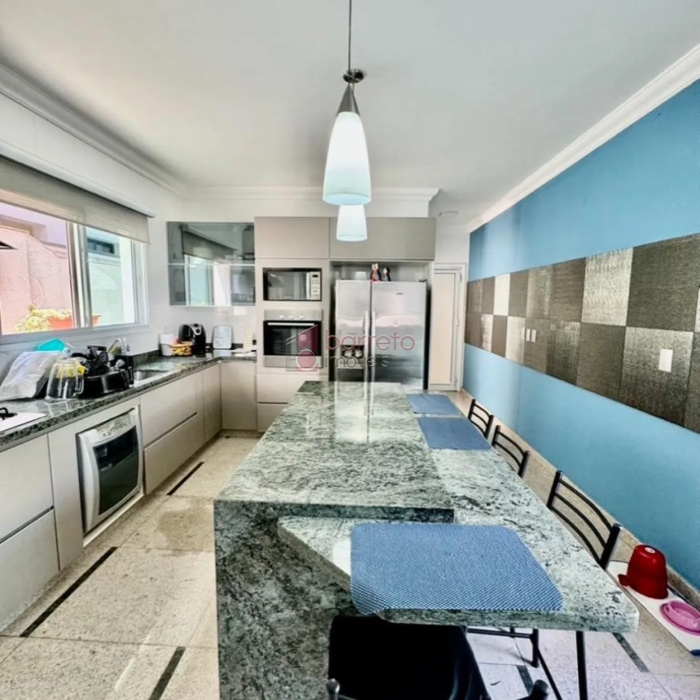 CASA ALTO PADRÃO À VENDA NO CONDOMÍNIO RESERVA DA SERRA – JUNDIAÍ/SP