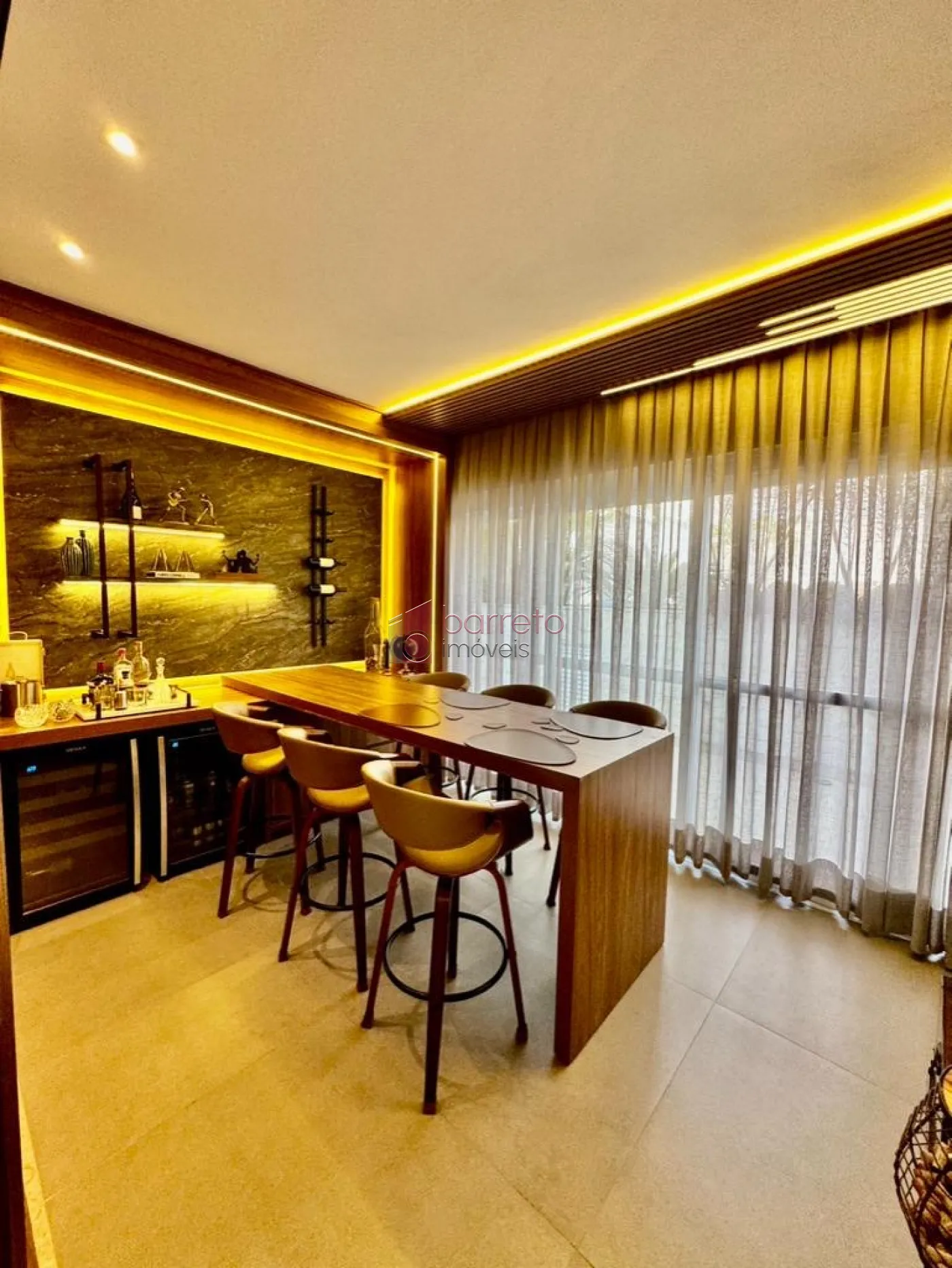 CASA ALTO PADRÃO À VENDA NO CONDOMÍNIO RESERVA DA SERRA – JUNDIAÍ/SP
