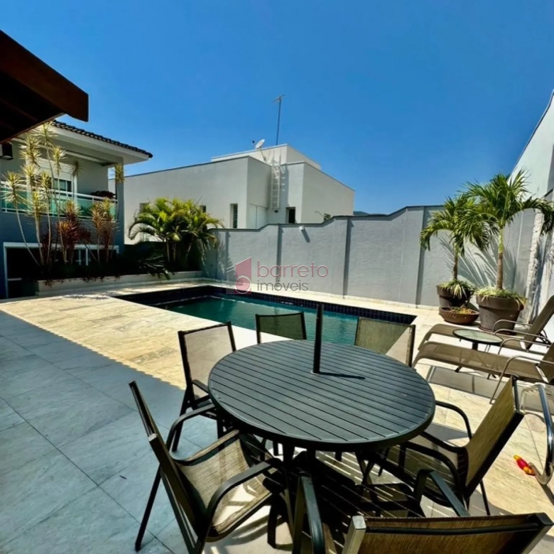 CASA ALTO PADRÃO À VENDA NO CONDOMÍNIO RESERVA DA SERRA – JUNDIAÍ/SP
