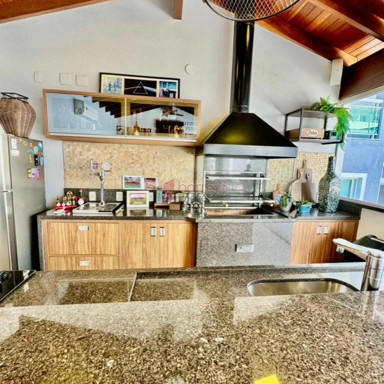 CASA ALTO PADRÃO À VENDA NO CONDOMÍNIO RESERVA DA SERRA – JUNDIAÍ/SP