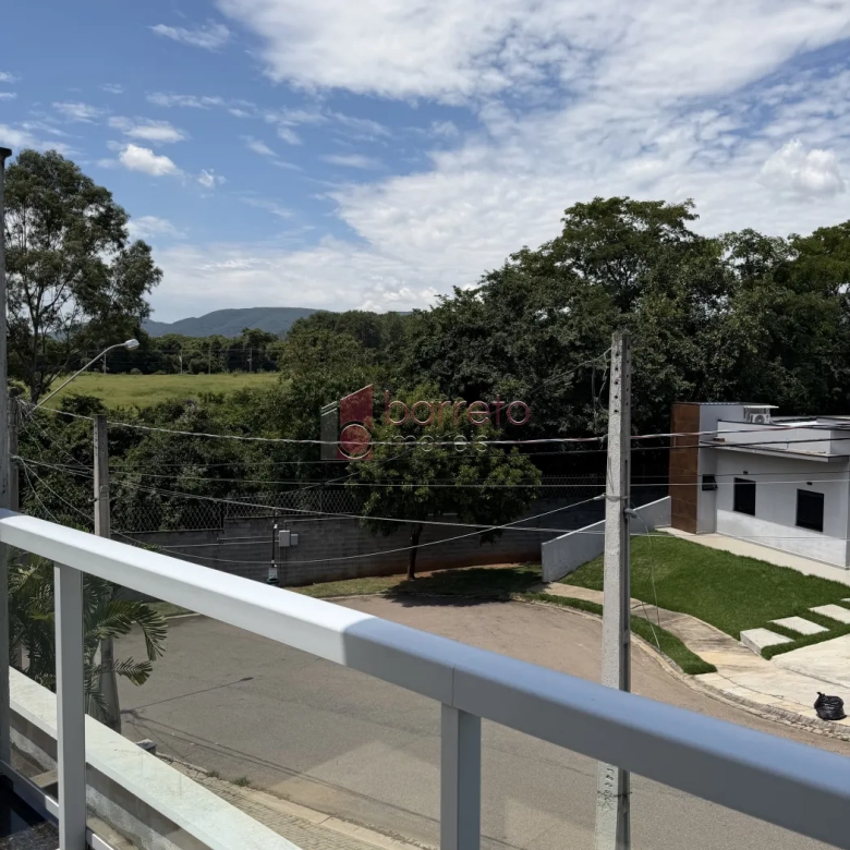 SOBRADO À VENDA – 03 QUARTOS – JARDIM CAROLINA – JUNDIAÍ/SP