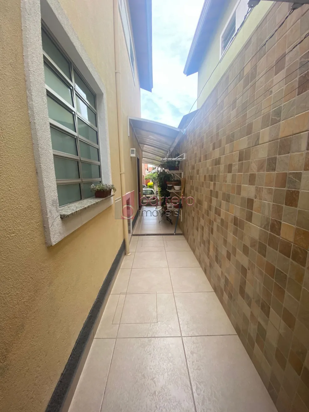 CASA À VENDA NO CONDOMÍNIO VILA TOPÁZIO – JUNDIAÍ/SP