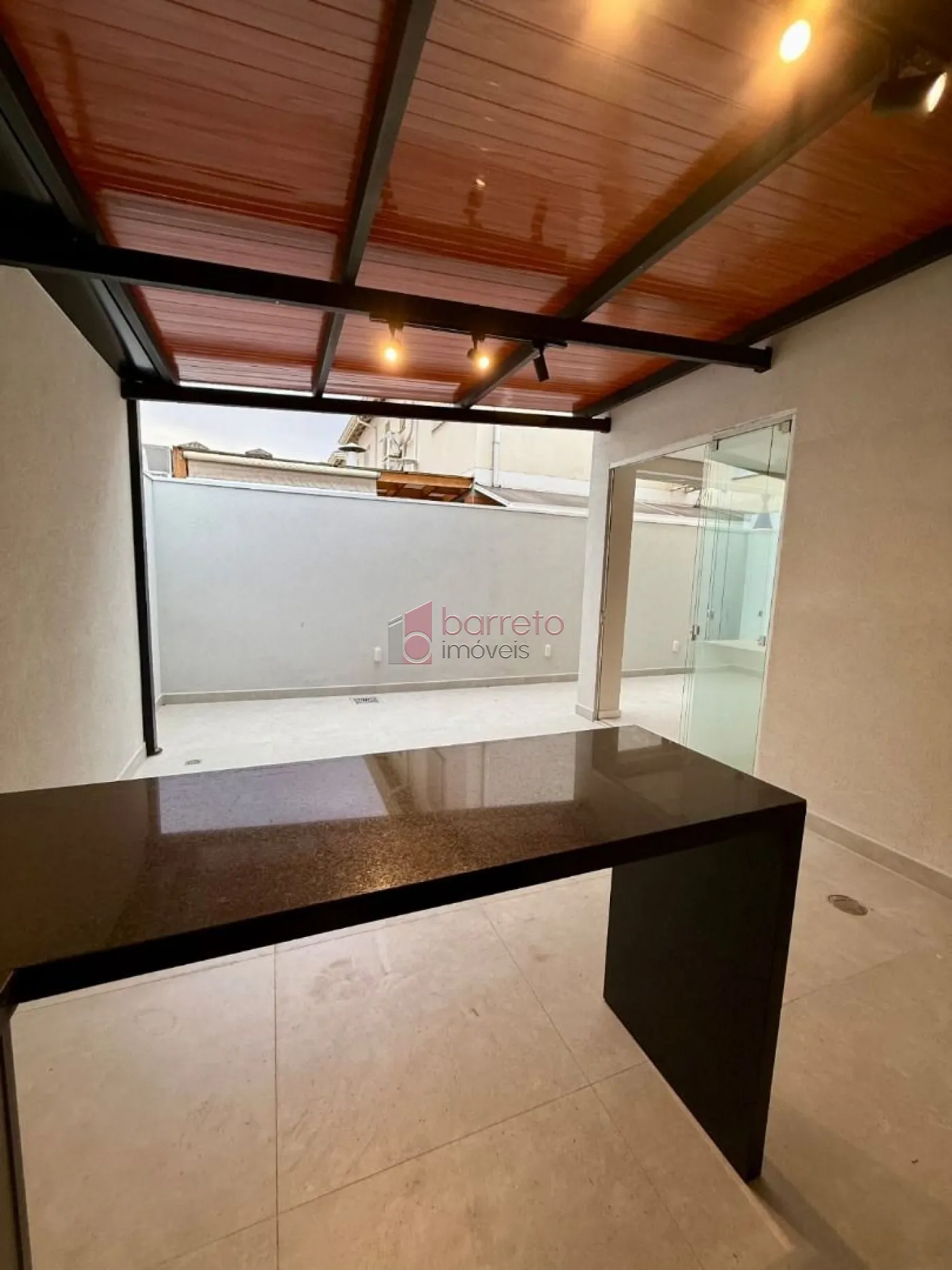 CASA À VENDA NO CONDOMÍNIO CANTO DA NATUREZA EM JUNDIAÍ/SP