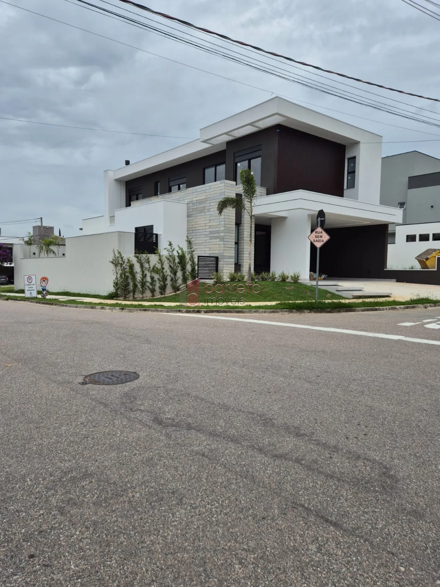 CASA RECÉM CONSTRUÍDA À VENDA NO CONDOMÍNIO RESERVA ERMIDA I EM JUNDIAÍ/SP