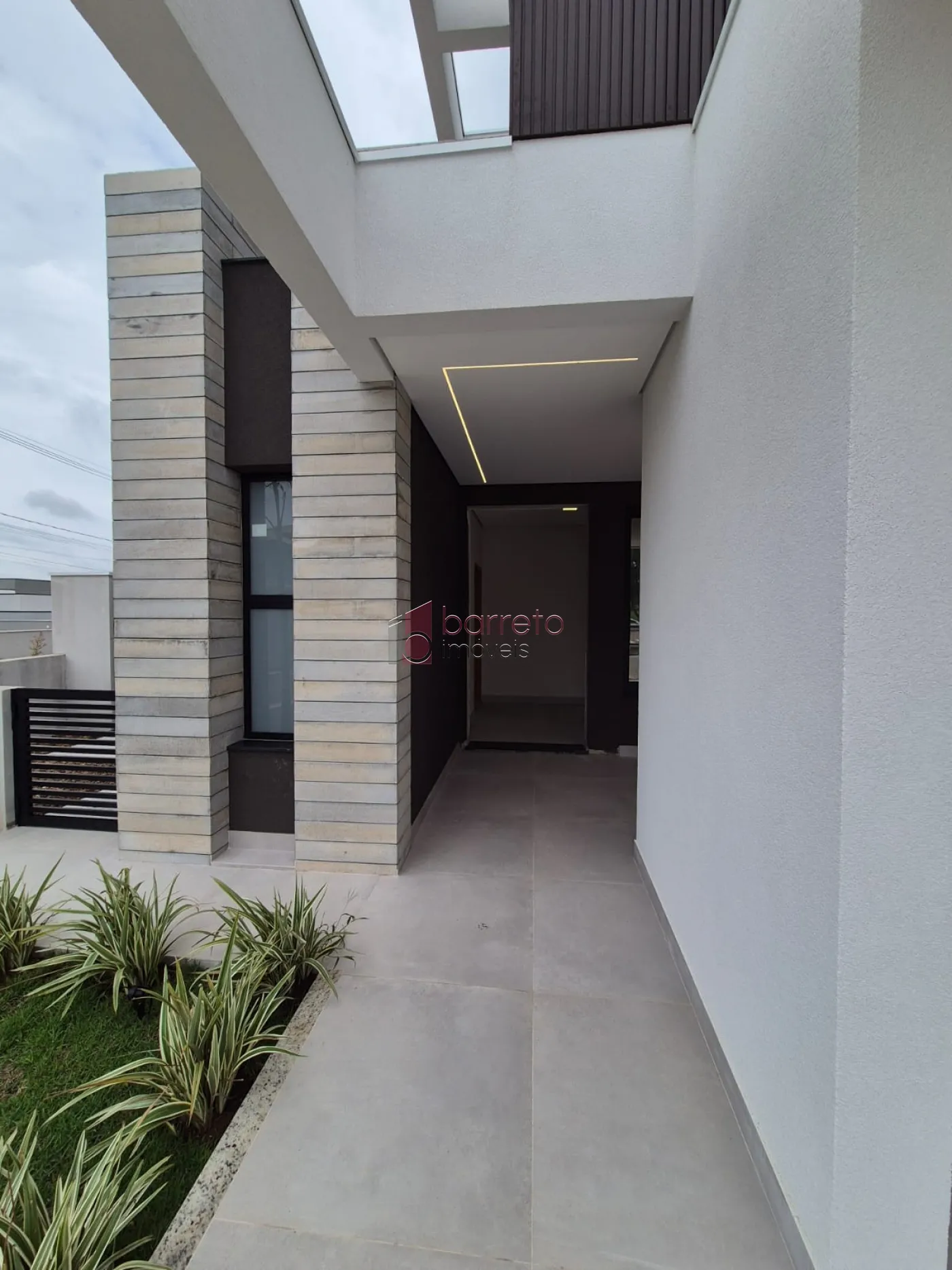 CASA RECÉM CONSTRUÍDA À VENDA NO CONDOMÍNIO RESERVA ERMIDA I EM JUNDIAÍ/SP