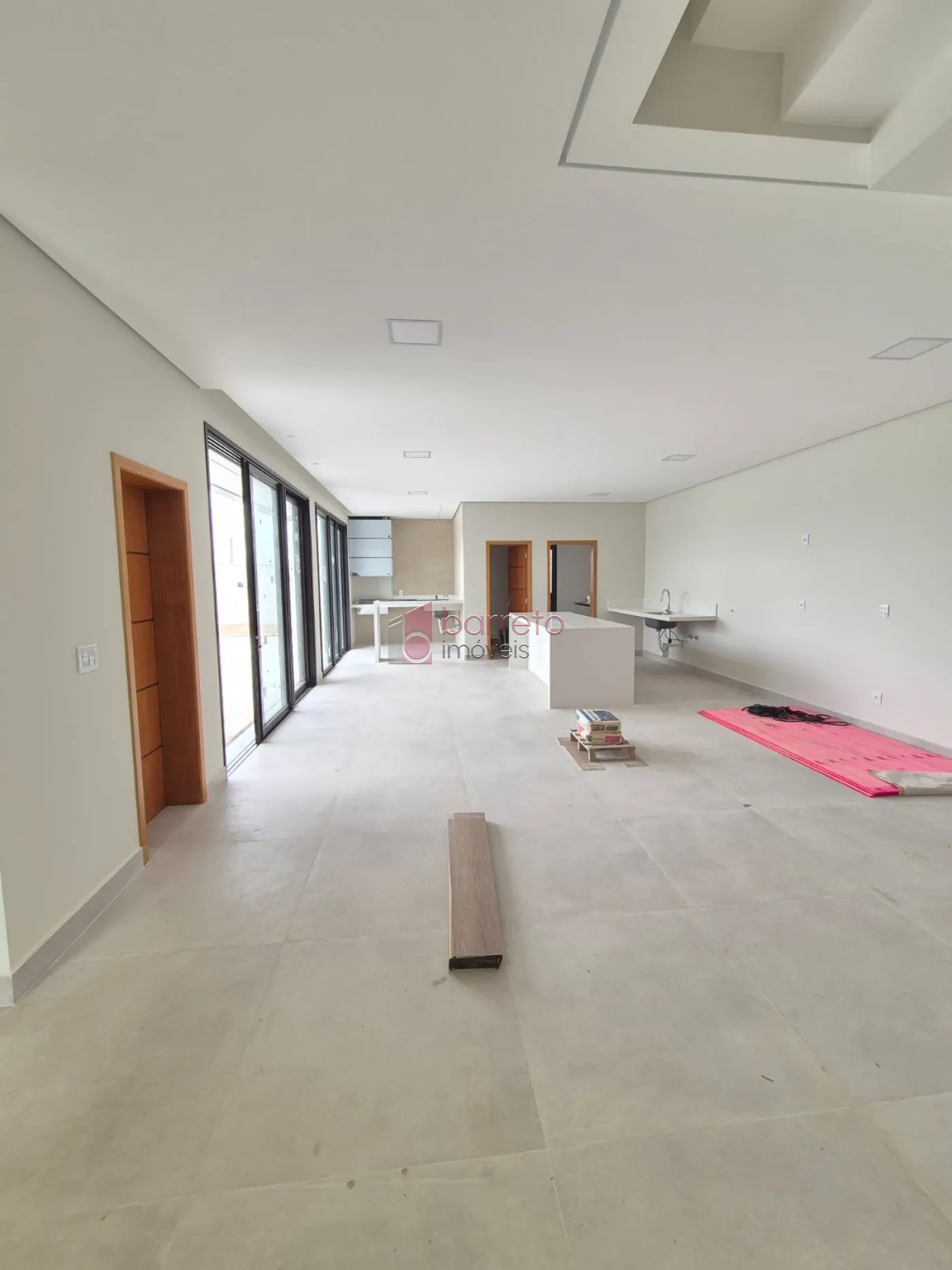 CASA RECÉM CONSTRUÍDA À VENDA NO CONDOMÍNIO RESERVA ERMIDA I EM JUNDIAÍ/SP