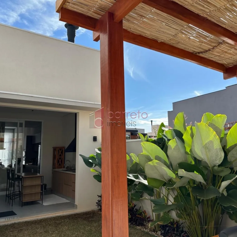 CASA À VENDA NO CONDOMÍNIO CAMPOS DE MEDEIROS EM JUNDIAÍ/SP