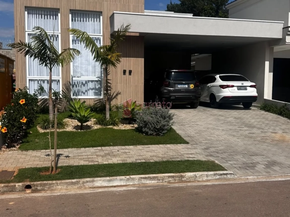 CASA À VENDA NO CONDOMÍNIO CAMPOS DE MEDEIROS EM JUNDIAÍ/SP