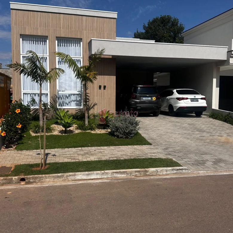 CASA À VENDA NO CONDOMÍNIO CAMPOS DE MEDEIROS EM JUNDIAÍ/SP