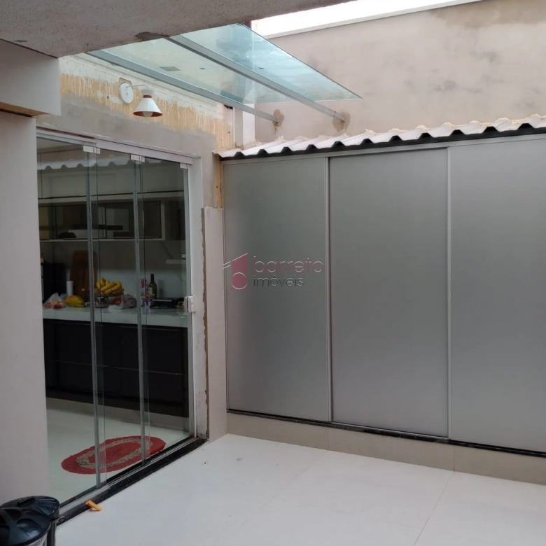 SOBRADO À VENDA NO CONDOMÍNIO DOS METALÚRGICOS EM JUNDIAÍ/SP