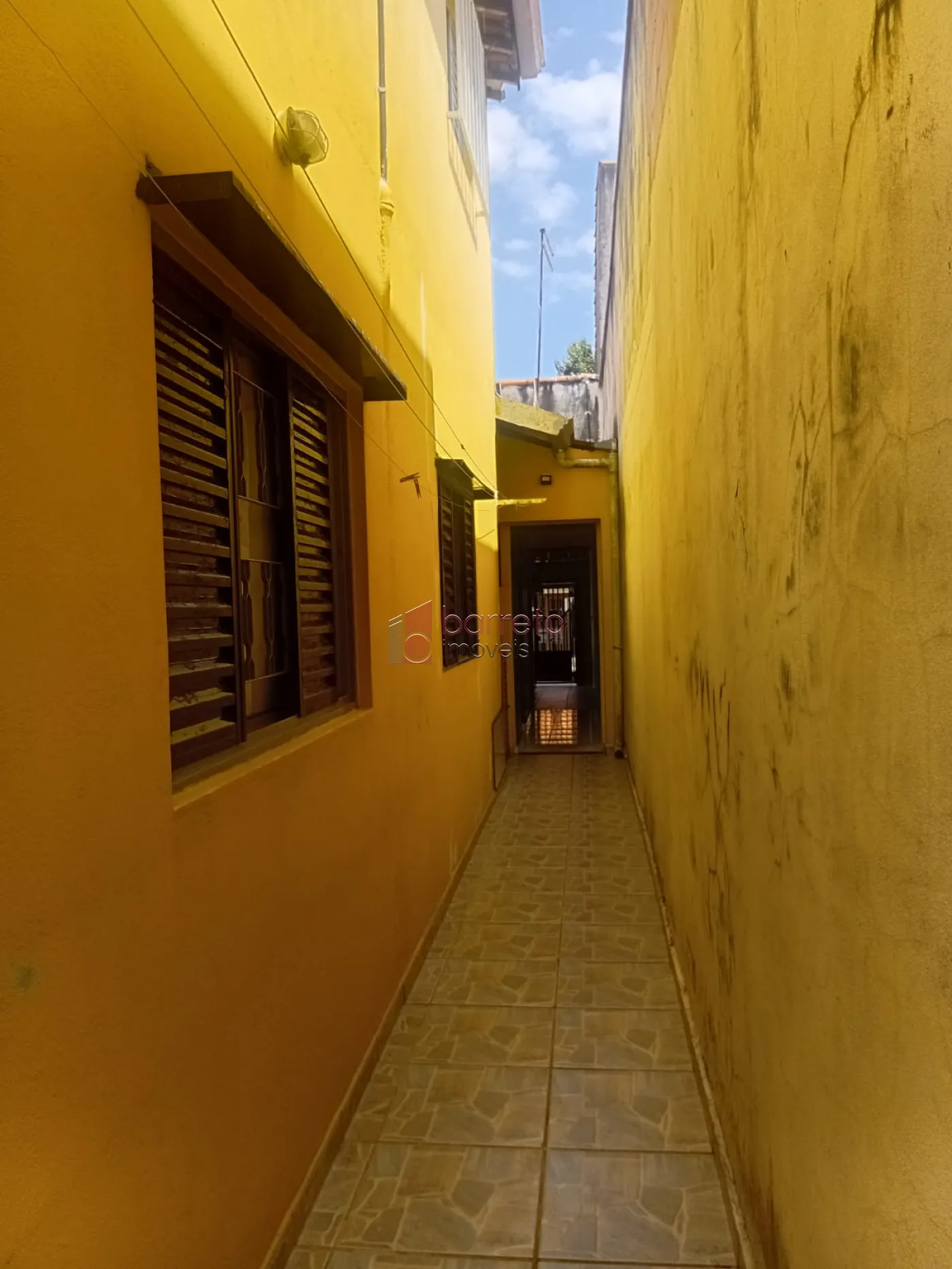CASA TÉRREA COM EDÍCULA À VENDA NO BAIRRO FAZENDA GRANDE EM JUNDIAÍ/SP