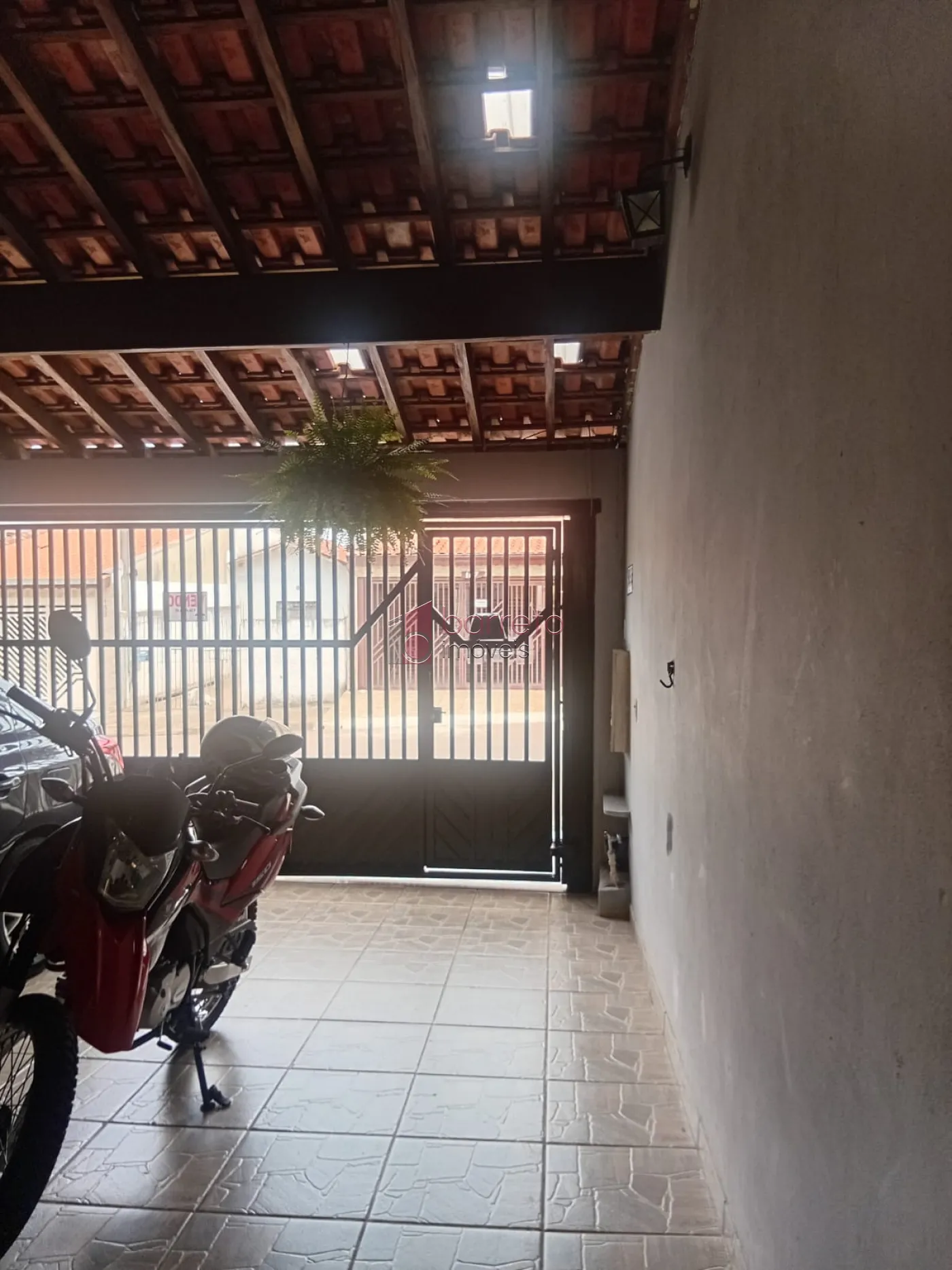CASA TÉRREA COM EDÍCULA À VENDA NO BAIRRO FAZENDA GRANDE EM JUNDIAÍ/SP