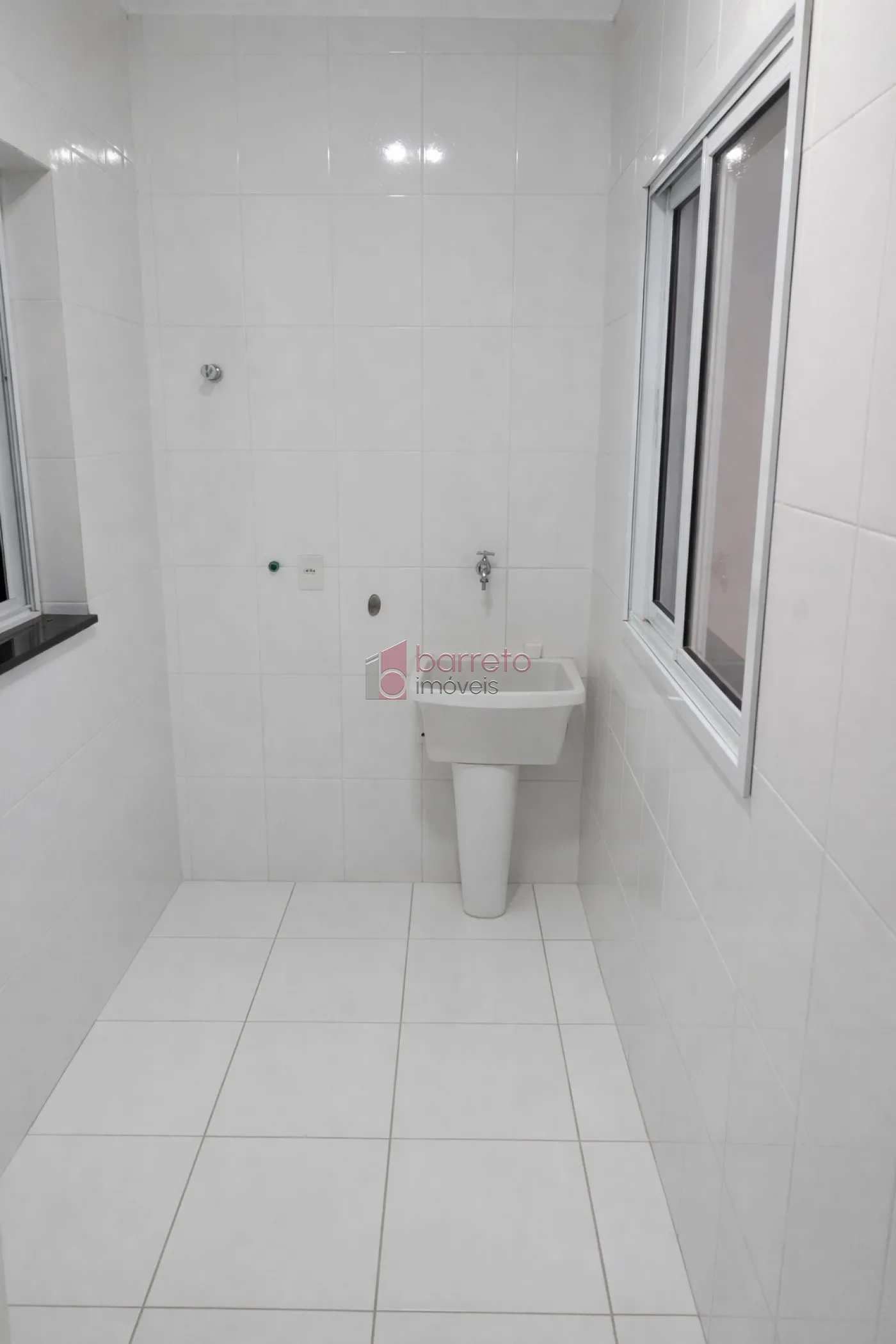 SOBRADO À VENDA NO BAIRRO HORTO SANTO ANTÔNIO EM JUNDIAÍ/SP