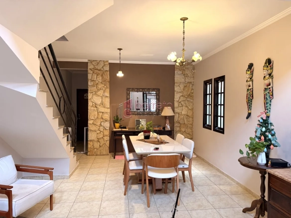 CASA À VENDA – 02 QUARTOS – HORTO SANTO ANTÔNIO – JUNDIAÍ/SP