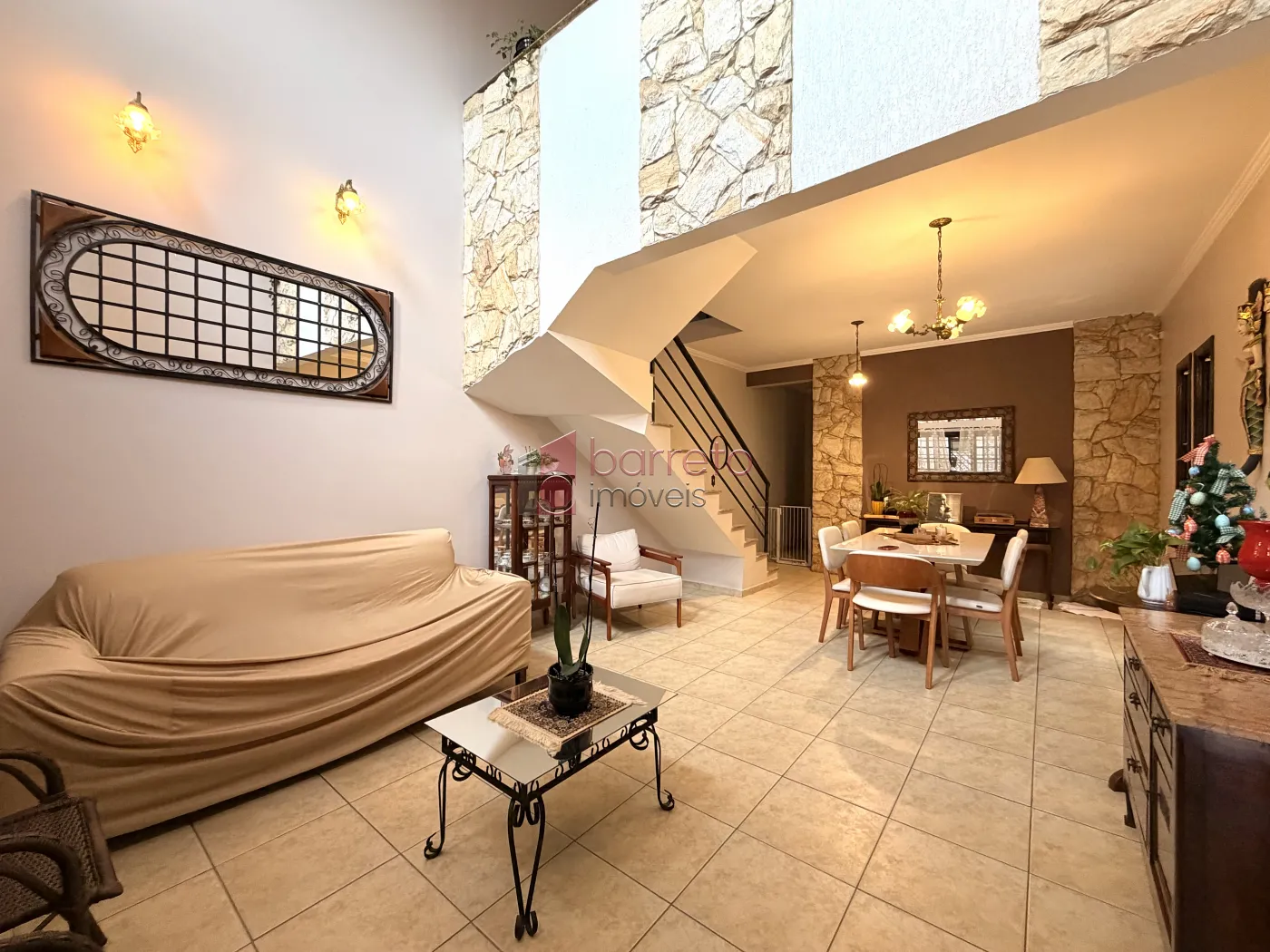 CASA À VENDA – 02 QUARTOS – HORTO SANTO ANTÔNIO – JUNDIAÍ/SP