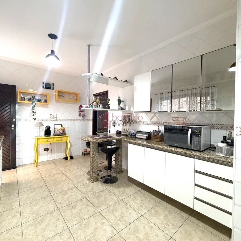 CASA À VENDA – 02 QUARTOS – HORTO SANTO ANTÔNIO – JUNDIAÍ/SP