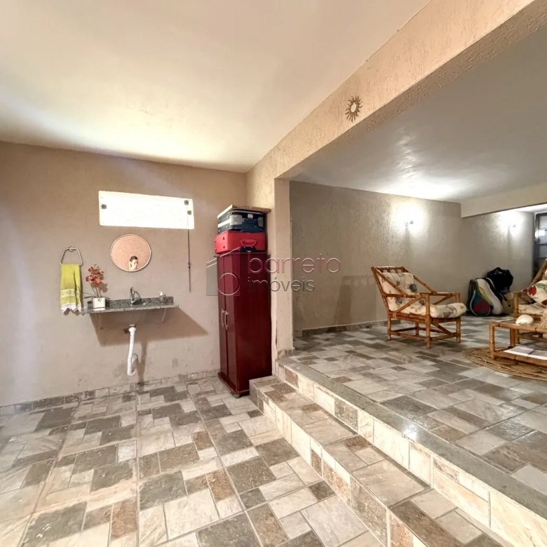 CASA À VENDA – 02 QUARTOS – HORTO SANTO ANTÔNIO – JUNDIAÍ/SP
